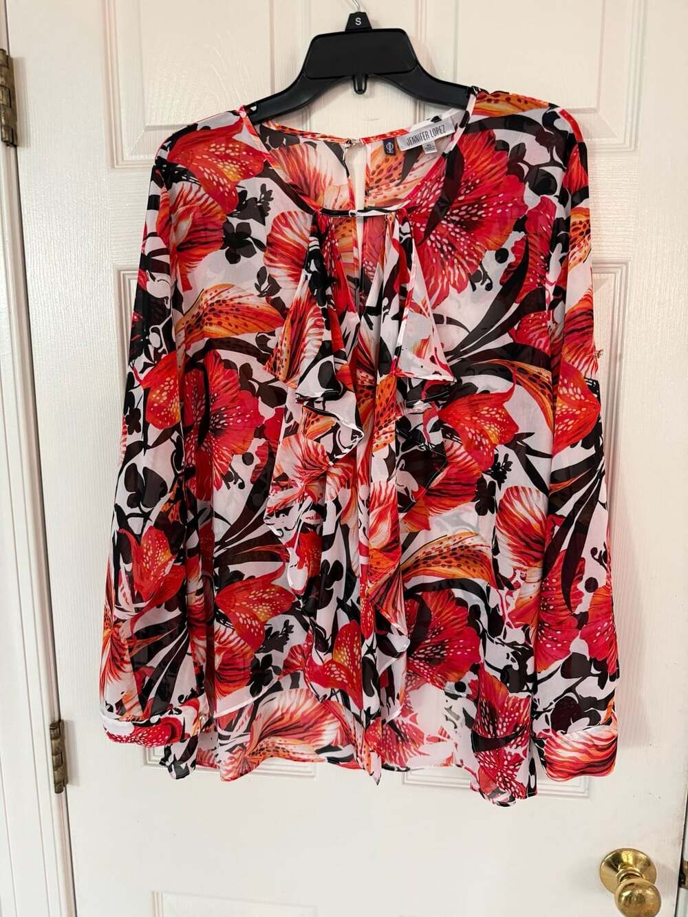 Jennifer Lopez Women's Floral Ruffle Keyhole Neck Chiffon Blouse - Picture 5 of 13